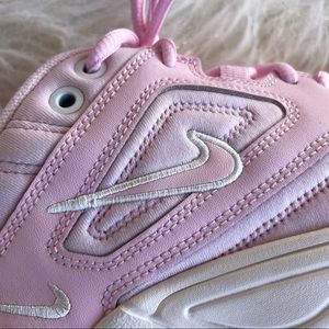 Nike M2K Tekno Pink Sneakers
